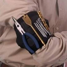 Magnetic tool band